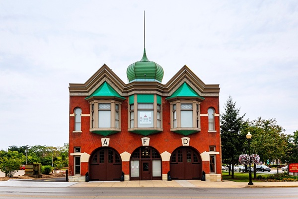 Attractions and Places to Visit in Aurora